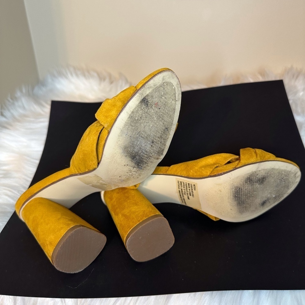 Shoe Dazzle Yellow Suede Mules - Picture 7 of 7